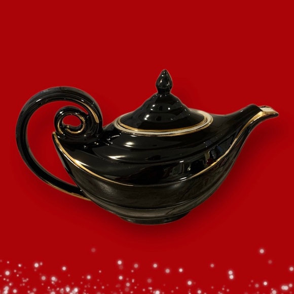Vintage Hall Aladdin 6 Cup Teapot - Picture 1 of 4